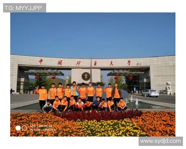 抽足球星卡包价格揭秘 你需要多少钱才能开启一包惊喜